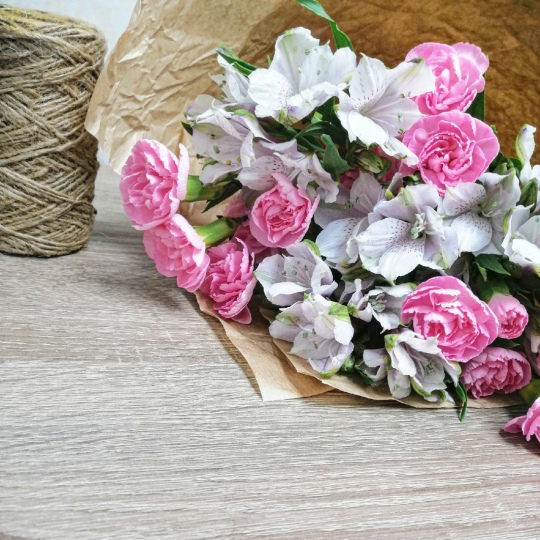 "Полночь в Париже" (S)